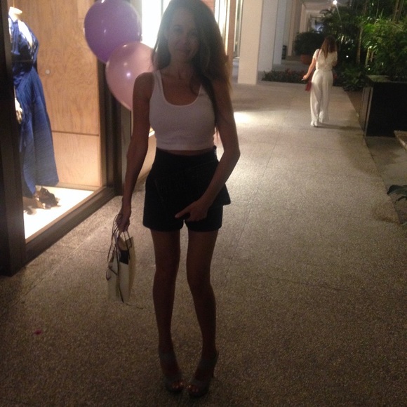 Classy shorts - Picture 1 of 4